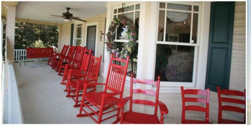 Red Rocker Inn Black Mountain Exterior photo