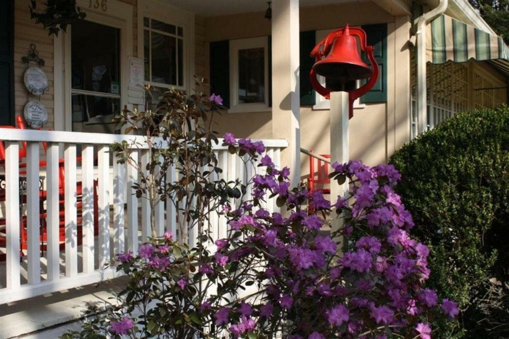 Red Rocker Inn Black Mountain Exterior photo